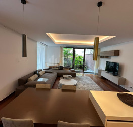 Apartament, 4 camere cu loc parcare subteran inclus Bucuresti/Primaverii