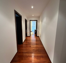 Apartament, 4 camere cu loc parcare subteran inclus Bucuresti/Primaverii