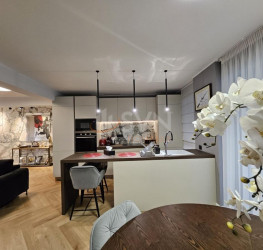 Apartament, 4 camere cu loc parcare subteran inclus Bucuresti/Pipera