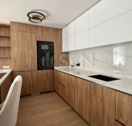 Apartament, 4 camere cu loc parcare subteran inclus Bucuresti/Herastrau