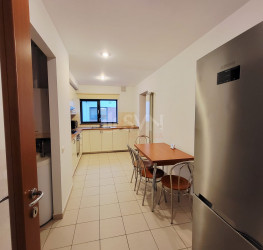 Apartament, 4 camere cu loc parcare subteran inclus Bucuresti/Dorobanti