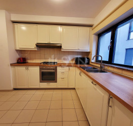 Apartament, 4 camere cu loc parcare subteran inclus Bucuresti/Dorobanti