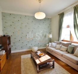 Apartament, 4 camere cu loc parcare subteran inclus Bucuresti/P-ta Victoriei