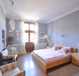 Apartament, 4 camere cu loc parcare subteran inclus Bucuresti/P-ta Victoriei