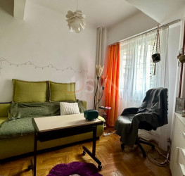 Apartament, 4 rooms, 100 mp Bucuresti/Universitate (s1)