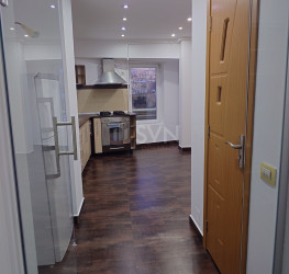 Apartament, 4 rooms, 100 mp Bucuresti/Centrul Civic