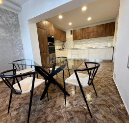 Apartament, 4 rooms, 101.78 mp Bucuresti/Kiseleff