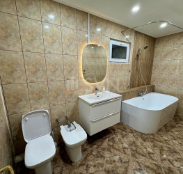 Apartament, 4 rooms, 101.78 mp Bucuresti/Kiseleff