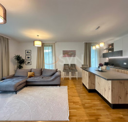 Apartament, 4 rooms, 113 mp Bucuresti/Baneasa