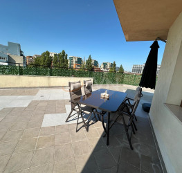 Apartament, 4 rooms, 114 mp Bucuresti/Calea Plevnei