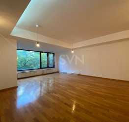 Apartament, 4 rooms, 118.4 mp Bucuresti/Herastrau