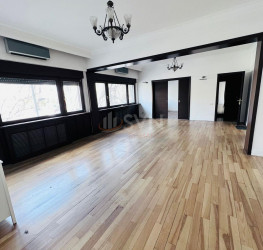 Apartament, 4 rooms, 120 mp Bucuresti/Victoriei