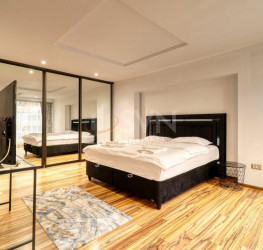 Apartament, 4 rooms, 120 mp Bucuresti/Herastrau