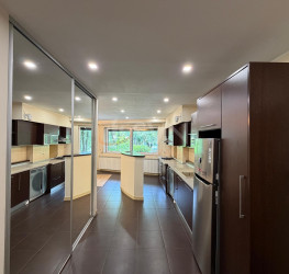 Apartament, 4 rooms, 123 mp Bucuresti/Herastrau