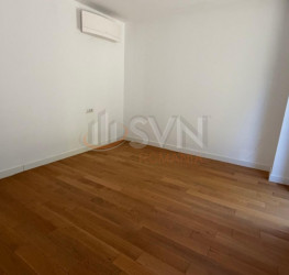 Apartament, 4 rooms, 131 mp Bucuresti/Centrul Civic