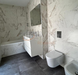 Apartament, 4 rooms, 131 mp Bucuresti/Pipera