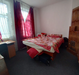 Apartament, 4 rooms, 136 mp Bucuresti/Piata Universitatii