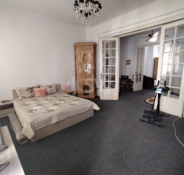 Apartament, 4 rooms, 136 mp Bucuresti/Piata Universitatii