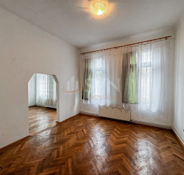 Apartament, 4 rooms, 140 mp Bucuresti/Kogalniceanu