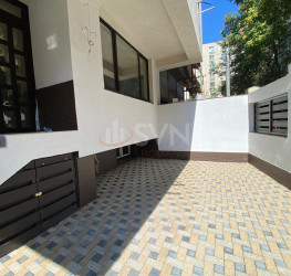 Apartament, 4 rooms, 145 mp Bucuresti/Crangasi