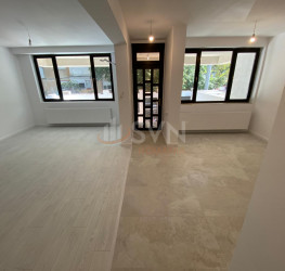 Apartament, 4 rooms, 145 mp Bucuresti/Crangasi