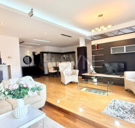 Apartament, 4 rooms, 153 mp Bucuresti/Herastrau