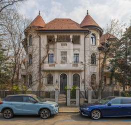 Apartament, 4 rooms, 156 mp Bucuresti/Dorobanti