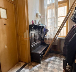 Apartament, 4 rooms, 168 mp Bucuresti/Calea Victoriei
