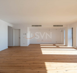 Apartament, 4 rooms, 190.42 mp Bucuresti/Sisesti