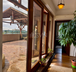 Apartament, 4 rooms, 200 mp Bucuresti/Baneasa