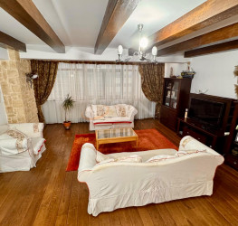 Apartament, 4 rooms, 200 mp Bucuresti/Baneasa