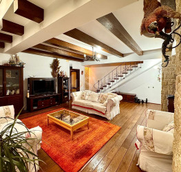 Apartament, 4 rooms, 200 mp Bucuresti/Baneasa