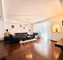 Apartament, 4 rooms, 210 mp Bucuresti/Dorobanti