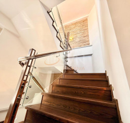 Apartament, 4 rooms, 210 mp Bucuresti/Dorobanti