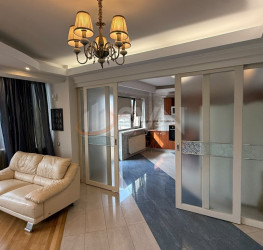 Apartament, 4 rooms, 217 mp Bucuresti/Herastrau