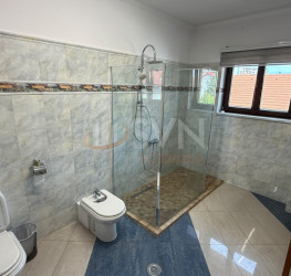 Apartament, 4 rooms, 217 mp Bucuresti/Herastrau