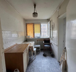 Apartament, 4 rooms, 66 mp Bucuresti/P-ta Universitatii