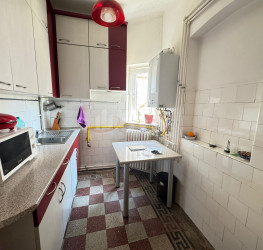 Apartament, 4 rooms, 80 mp Bucuresti/Piata Unirii (s3)