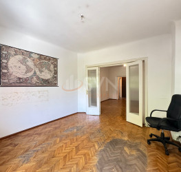 Apartament, 4 rooms, 80 mp Bucuresti/Piata Unirii (s3)