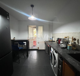 Apartament, 4 rooms, 80 mp Bucuresti/1 Mai