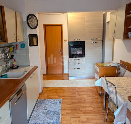 Apartament, 4 rooms, 81 mp Bucuresti/Mosilor