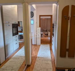 Apartament, 4 rooms, 81 mp Bucuresti/Mosilor