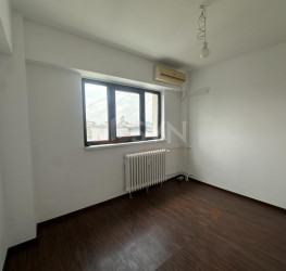 Apartament, 4 rooms, 82 mp Bucuresti/Amzei