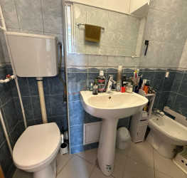 Apartament, 4 rooms, 82 mp Bucuresti/Amzei