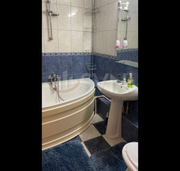 Apartament, 4 rooms, 83 mp Bucuresti/Timpuri Noi