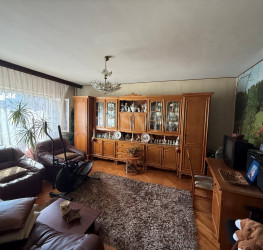 Apartament, 4 rooms, 85 mp Bucuresti/Vitan