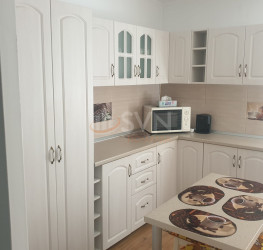 Apartament, 4 rooms, 90 mp Bucuresti/Vitan