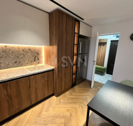 Apartament, 4 rooms, 90 mp Bucuresti/Doamna Ghica