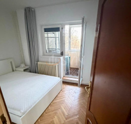 Apartament, 4 rooms, 95 mp Bucuresti/Piata Unirii (s4)