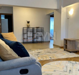 Apartament, 4 rooms, 96 mp Bucuresti/P-ta Romana